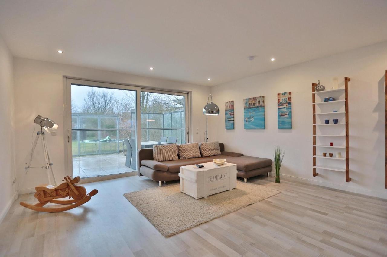 Ferienhaus Glockenstrasse Ferienwohnung Ostseehoehe Appartement 1 Scharbeutz Esterno foto